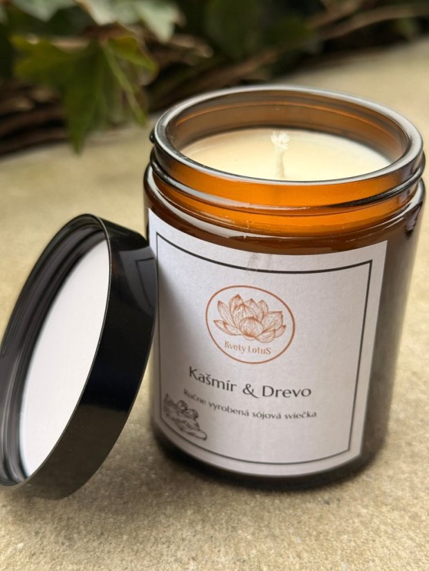 KLASICKÁ sójová sviečka - elegancia pre každý interiér