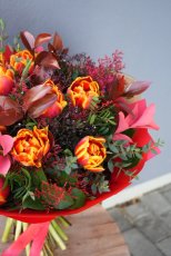 Kytica z exkluzívnych pivonkových tulipánov
