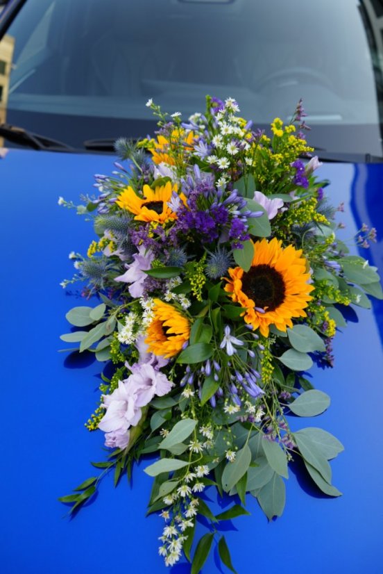 Svadobný aranžmán na auto - Slnečný deň