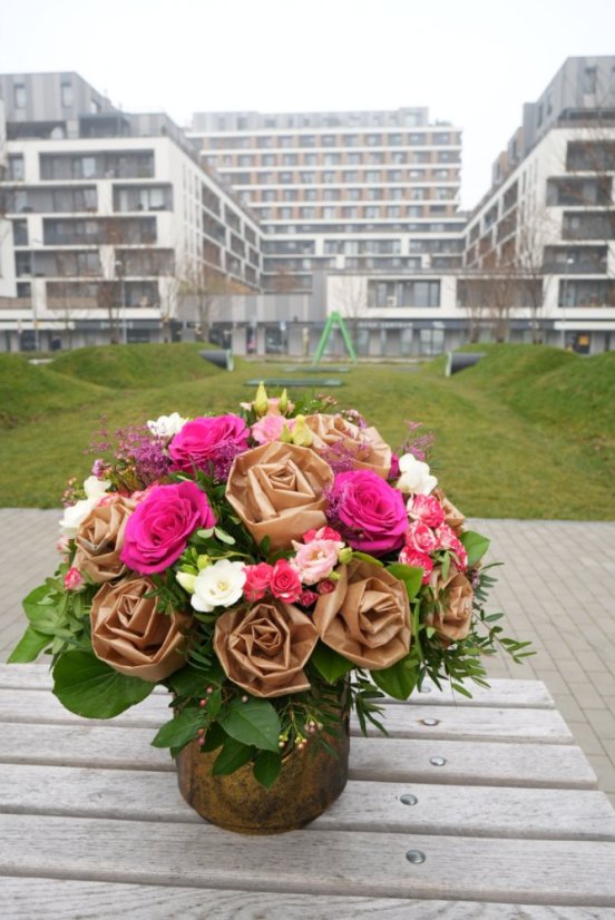 Kytica - Milion Roses