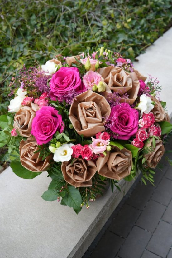 Kytica - Milion Roses