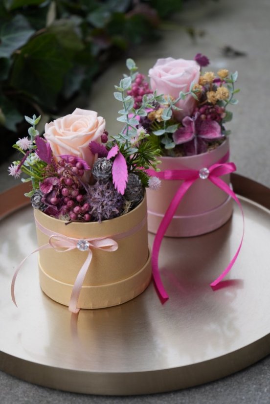 Mini stabilizovaný box s ružou